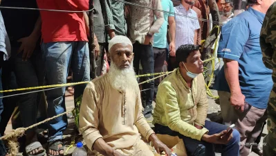 আনিকা এজেন্সিসের প্রত্যক্ষদর্শী কর্মচারী কামাল হোসেন। ছবি: ইত্তেফাক