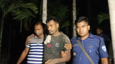 শুক্রবার সন্ধ্যা অপহৃতদের উদ্ধার করা হয়। ছবি: ইত্তেফাক 
