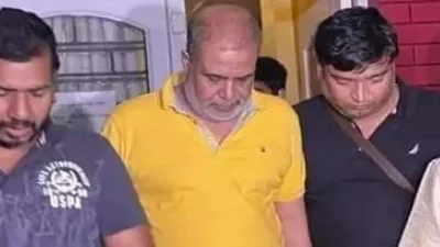 শিক্ষক ও শিক্ষাকর্মী নিয়োগ দুর্নীতির একটি মামলায় তারা অয়ন শীল নামে এক দালালকে গ্রেফতার করেছে।