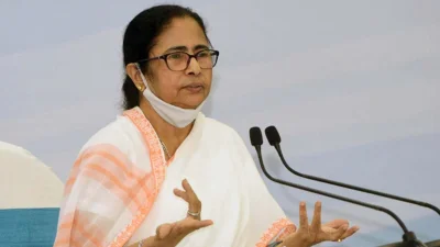 রাজ্যের মুখ্যমন্ত্রী মমতা ব্যানার্জী