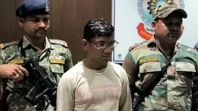  মঙ্গলবার (৪ এপ্রিল) এ ঘটনায় সাবেক প্রেমিককে গ্রেফতার করে পুলিশ। 