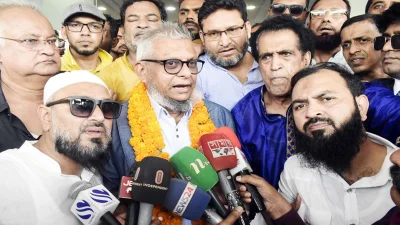 সিলেট সিটি কর্পোরেশনের মেয়র আরিফুল হক চৌধুরী।