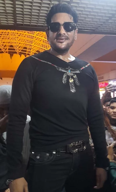অনন্ত জলিল