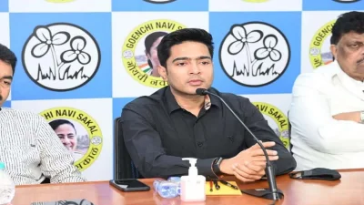 মঙ্গলবারই (২৫ এপ্রিল) রাজ্যজুড়ে জনসংযোগ যাত্রা শুরু করেছেন অভিষেক।