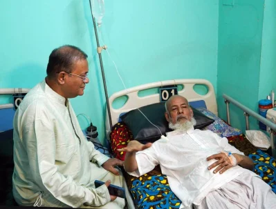 শিশু ও বৃদ্ধাশ্রম পরিদর্শনে হাছান মাহমুদ।