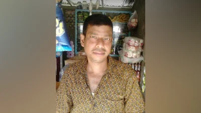ভুক্তভোগী প্রতিবন্ধী মো. হারুন। ছবি: ইত্তেফাক