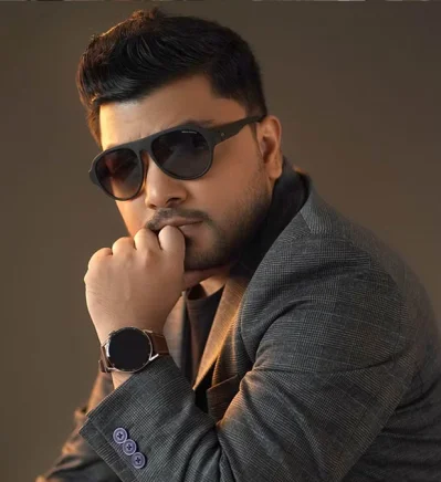 যুক্তরাষ্ট্র প্রবাসী সংগীত পরিচালক নাভেদ পারভেজ।