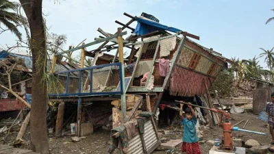 মিয়ানমারে ঘূর্ণিঝড় মোখার তাণ্ডব