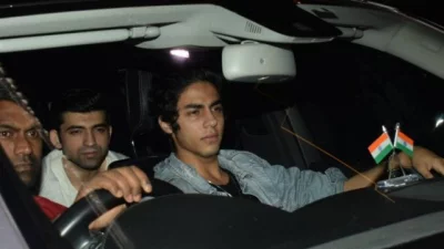 গ্রেপ্তার দিন আরিয়ান খান। ছবি: সংগৃহীত