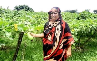 জাতীয় পদকপ্রাপ্ত নারী উদ্যোক্তা ও এআইপি খেতাবধারী নূরুন্নাহার। ছবি: ইত্তেফাক