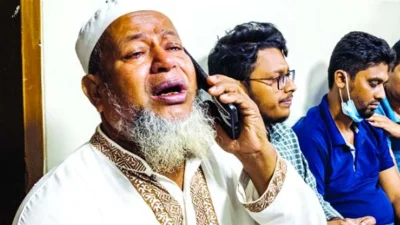 আঁখির মৃত্যুর খবরে ভেঙে পড়েছেন স্বজনেরা