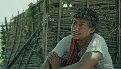 &lsquo;নয়া মানুষ&rsquo; চলচ্চিত্রের একটি দৃশ্য। ছবি: সংগৃহীত