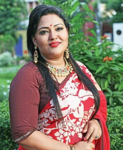 কণ্ঠশিল্পী ও সংসদ সদস্য মমতাজ। ছবি: সংগৃহীত