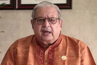 প্রবাসী কল্যাণ ও বৈদেশিক কর্মসংস্থান মন্ত্রী ইমরান আহমদ। ফাইল ছবি