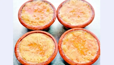 বগুড়ার বিখ্যাত দই। ছবি: ইত্তেফাক