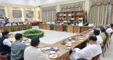 প্রধানমন্ত্রী ও আওয়ামী লীগ সভানেত্রী শেখ হাসিনার সঙ্গে ১৪ দলীয় জোটের নেতাদের বৈঠক