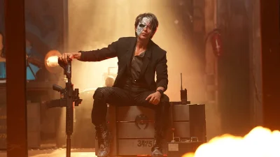 &lsquo;জাওয়ান&rsquo; সিনেমার দৃশ্যে শাহরুখ খান। ছবি: সংগৃহীত