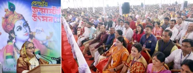 জন্মাষ্টমী উপলক্ষ্যে গণভবনে আয়োজিত অনুষ্ঠানে প্রধানমন্ত্রী শেখ হাসিনা। ছবি: ফোকাস বাংলা