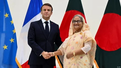 এয়ারবাস কোম্পানির উড়োজাহাজ কেনার প্রতিশ্রুতির জন্য বাংলাদেশের প্রধানমন্ত্রীকে ধন্যবাদ জানান ফ্রান্সের প্রেসিডেন্ট ইমানুয়েল ম্যাক্রোঁ
