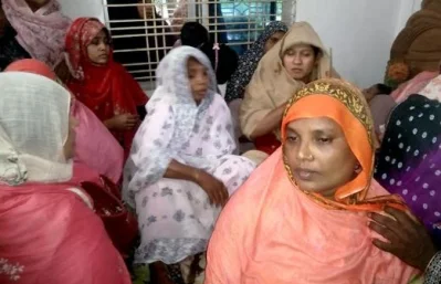 জহুরুল ইসলামের বাড়িতে শোকের মাতন। ছবি: ইত্তেফাক