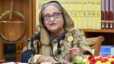 সংবাদ সম্মেলনে প্রধানমন্ত্রী শেখ হাসিনা। ছবি: ফোকাস বাংলা