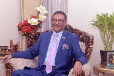  আওয়ামী লীগের সাধারণ সম্পাদক এবং সড়ক পরিবহন ও সেতুমন্ত্রী ওবায়দুল কাদের 