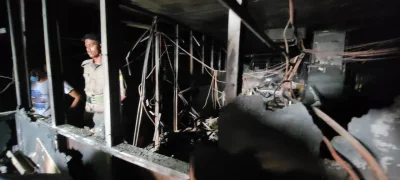 অগ্নিকাণ্ডে ক্ষতিগ্রস্ত সাইফ পাওয়ার টেক। 