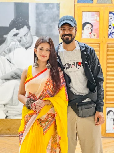 &lsquo;কাজল রেখা&rsquo; সিনেমার প্রচারে শরীফুল রাজ ্ও  মন্দিরা চক্রবর্তী। ছবি সংগৃহীত