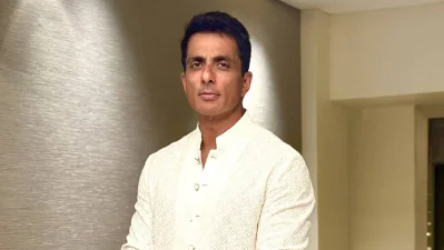 বলিউড অভিনেতা সনু সুদ।