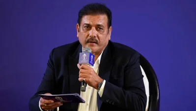 জনপ্রিয় ধারাভাষ্যকার রবি শাস্ত্রী। 