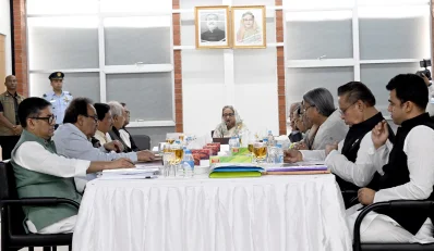 বৃহস্পতিবার সকালে আওয়ামী লীগের সংসদীয় মনোনয়ন বোর্ডের সভায় উপস্থিত ছিলেন প্রধানমন্ত্রী শেখ হাসিনা। ছবি: প্রধানমন্ত্রীর প্রেস উইং