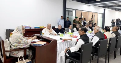 বৃহস্পতিবার সকালে আওয়ামী লীগের সংসদীয় মনোনয়ন বোর্ডের সভায় সভাপতিত্ব করেন প্রধানমন্ত্রী শেখ হাসিনা। ছবি: প্রধানমন্ত্রীর প্রেস উইং
