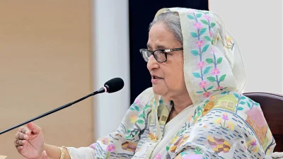 বৃহস্পতিবার সকালে আওয়ামী লীগের সংসদীয় মনোনয়ন বোর্ডের সভায় প্রধানমন্ত্রী শেখ হাসিনা। ছবি: ফোকাস বাংলা