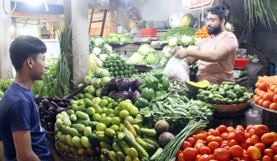সবজির বাজার। ছবি: ফোকাস বাংলা