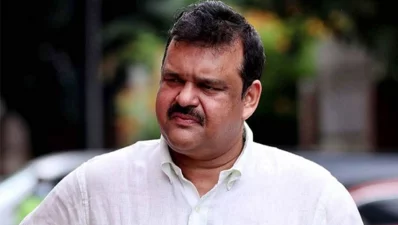 বাংলাদেশ ক্রিকেট বোর্ডে (বিসিবি) পরিচালক আকরাম খান।