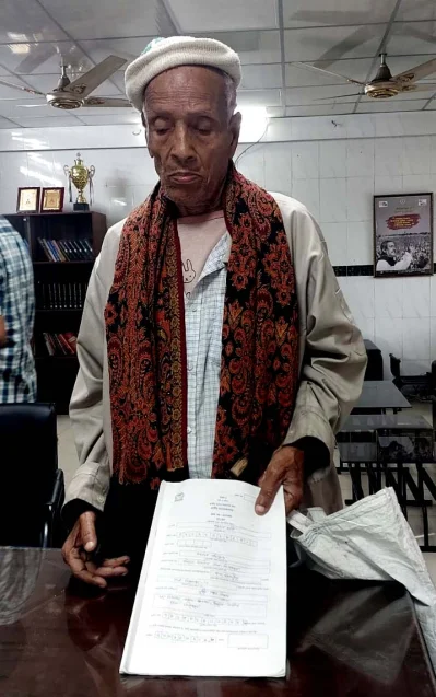 এমপি প্রার্থী সুধীর বিশ্বাস। ছবি: ইত্তেফাক