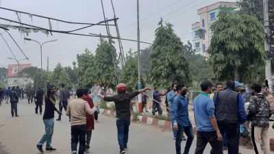 দিনভর চলতে থাকে বিএনপি নেতাকর্মীদের সঙ্গে পুলিশের ধাওয়া-পাল্টা ধাওয়া চলতে থাকে। ছবি: সংগৃহীত