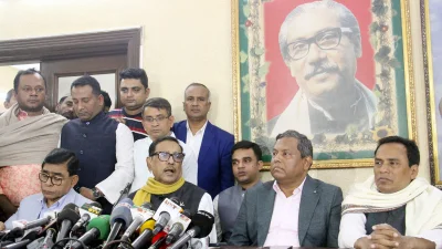 ধানমন্ডিতে সংবাদ সম্মেলনে ওবায়দুল কাদের। ছবি: ফোকাস বাংলা
