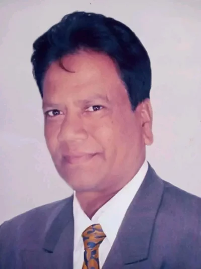ট্রলারডুেবিতে নিহত ইউপি সদস্য হারুনুর রশিদ। ছবি: ইত্তেফাক