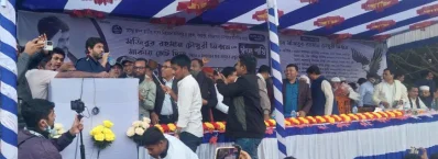নির্বাচনী প্রচারণায় বক্তব্য দিচ্ছেন নিক্সন চৌধুরী। ছবি: ইত্তেফাক