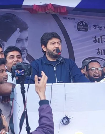 নির্বাচনী প্রচারণায় বক্তব্য দিচ্ছেন নিক্সন চৌধুরী। ছবি: ইত্তেফাক