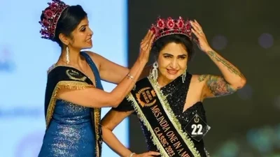 সমাজের প্রচলিত ধারাকে বৃদ্ধাঙ্গুলি দেখিয়ে &lsquo;মিসেস ইন্ডিয়া ওয়ান ইন আ মিলিয়ন-২০২৩&rsquo; জিতে নিলেন রূপিকা। ছবি: সংগৃহীত