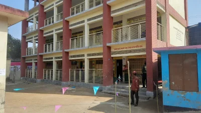 ঝবি: ইত্তেফাক
