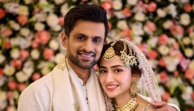 পাকিস্তানি অভিনেত্রী সানা জাভেদের সঙ্গে বিবাহ বন্ধনে আবদ্ধ হয়েছেন শোয়েব মালিক। 