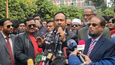 বক্তব্য রাখছেন জাতীয় পার্টির মহাসচিব মুজিবুল হক চুন্নু | ছবি: সংগৃহীত 