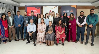 ইউনিভার্সিটি অফ লন্ডনের প্রতিনিধি দল ঢাকায় এছেছেন শিক্ষার্থীদের সঙ্গে দেখা করতে
