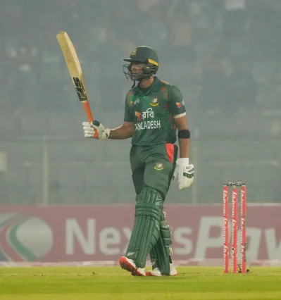 টি-টুয়েন্টি ক্যারিয়ারে ৭ম অর্ধশত মাহমুদুল্লাহর।