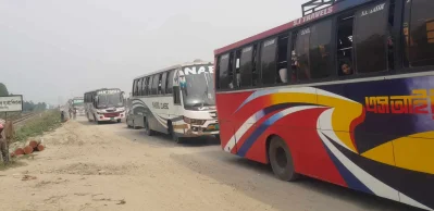 প&zwnj;রিবহ&zwnj;নের ধীর&zwnj;গ&zwnj;তি। ছবি: ইত্তেফাক