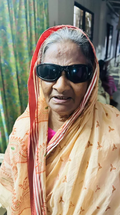 গাজীপুরের বিশিয়া কুড়িবাড়ী বয়স্ক পুনর্বাসনকেন্দ্রের এক বৃদ্ধ মা