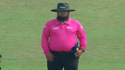 আম্পায়ার তানভীর আহমেদ। 